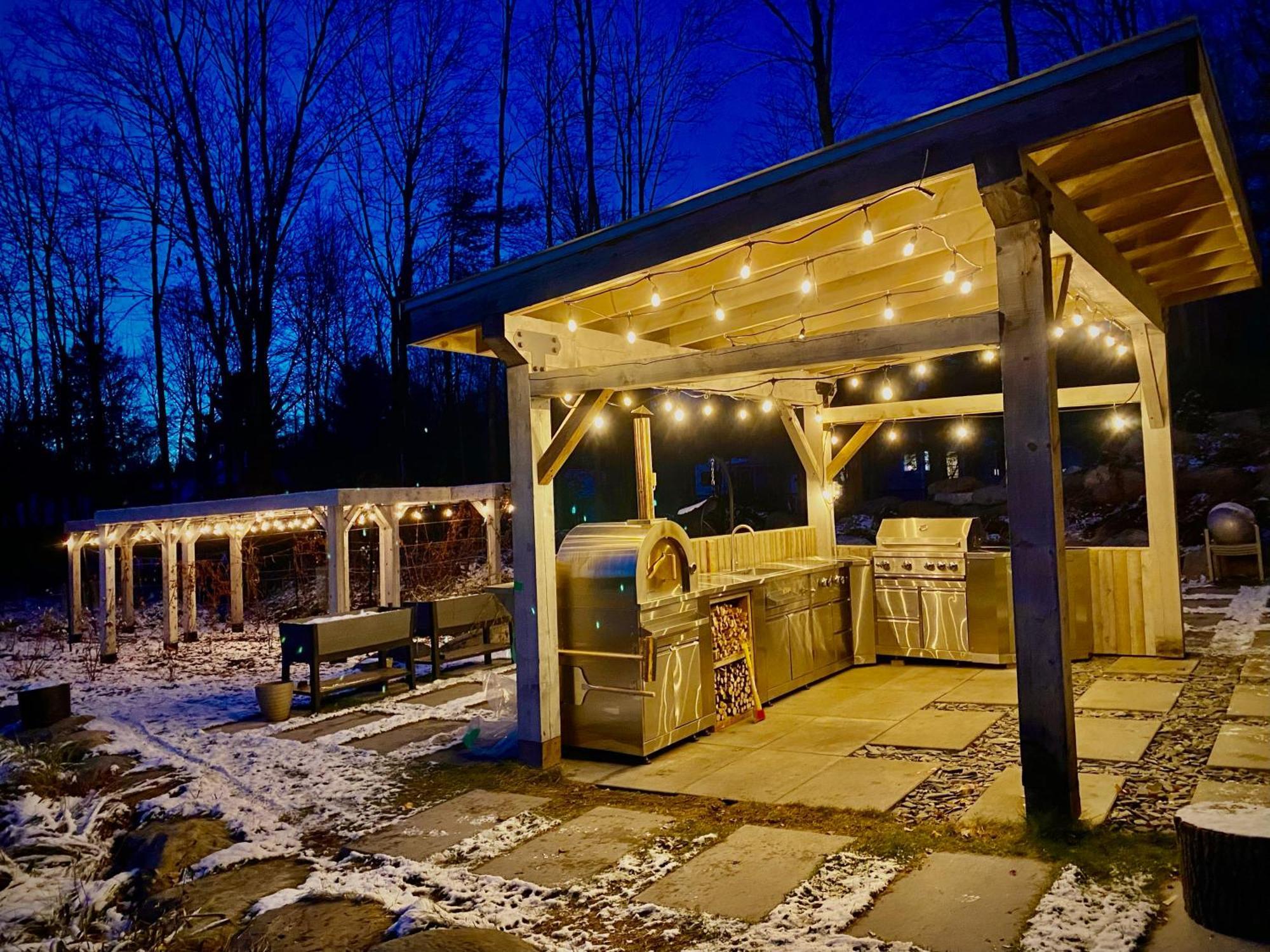 Le Camp Cache Shefford Bed & Breakfast Exterior photo